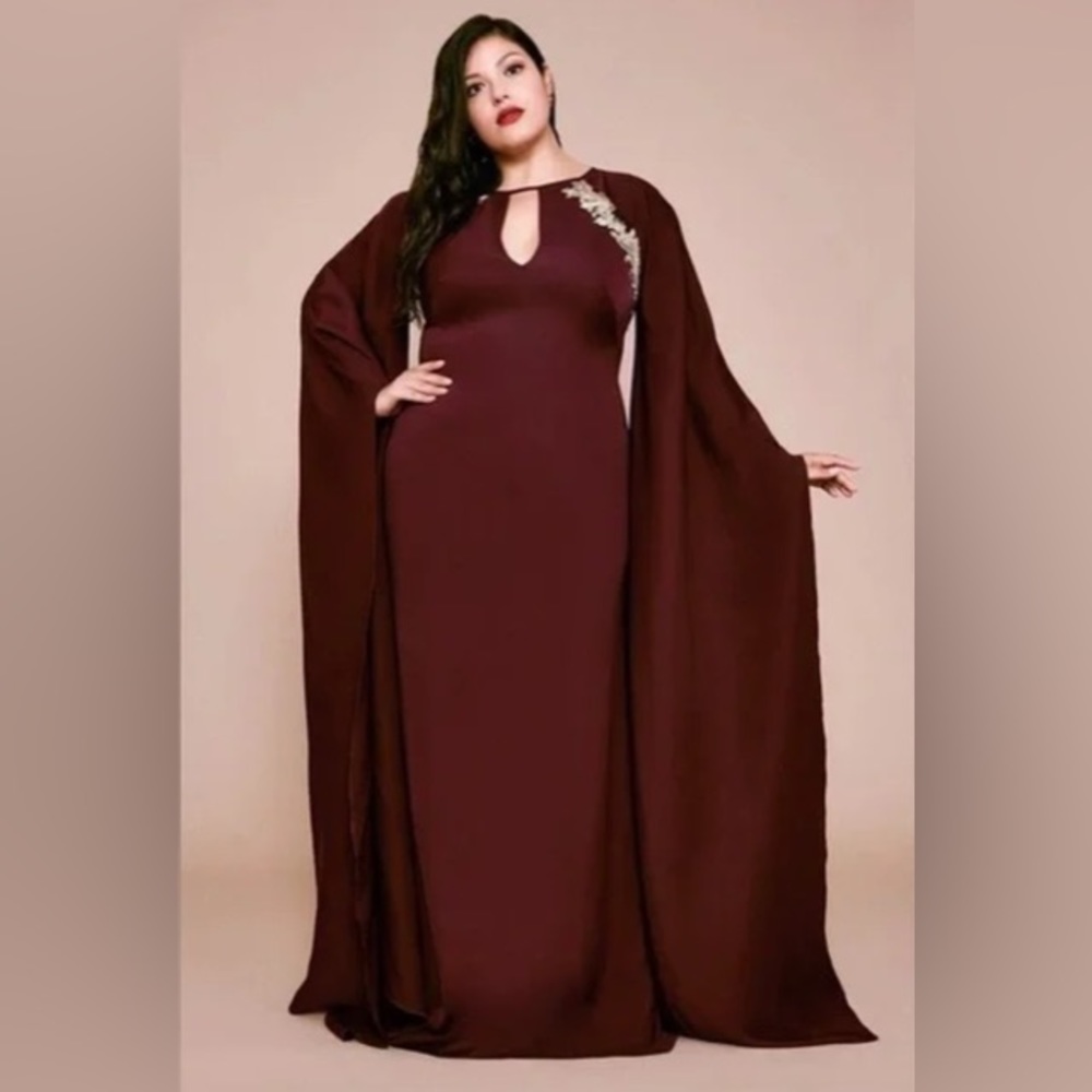 NWT Tadashi Shoji NOX Cape Crepe Gown